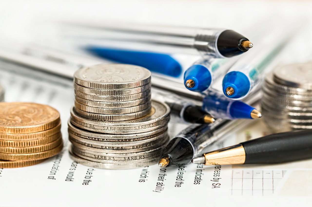 discover effective money-saving tips and strategies to help you cut costs, maximize your budget, and achieve your financial goals. start saving money today!